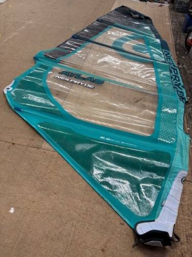 Neil Pryde Atlas 5.8 Windsurfing Sail